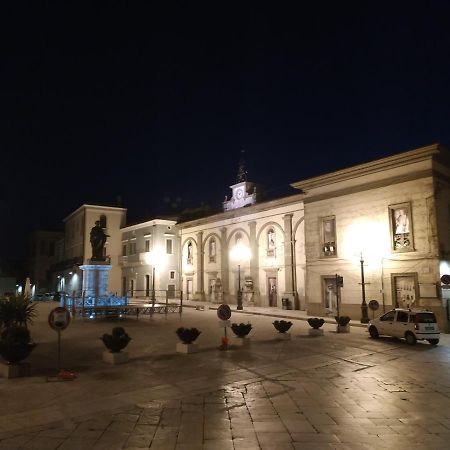 Bed And Breakfast In Piazza Orazio Venosa Exterior foto